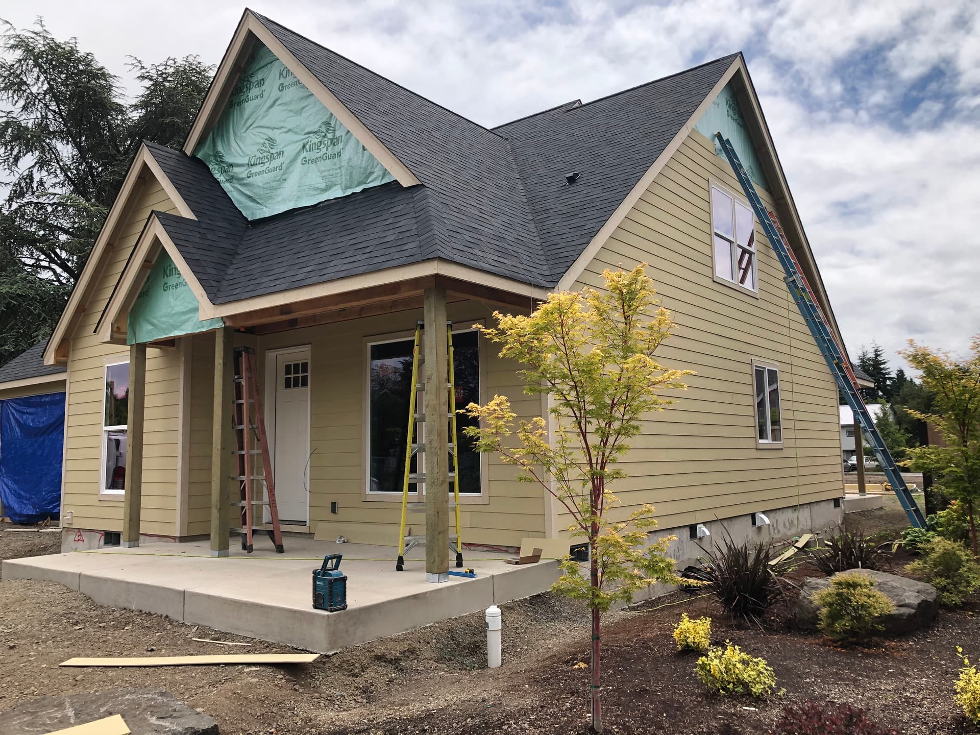 Siding Replacement and Exterior Painting project in Eugene, OR. Complete exterior renovation project.