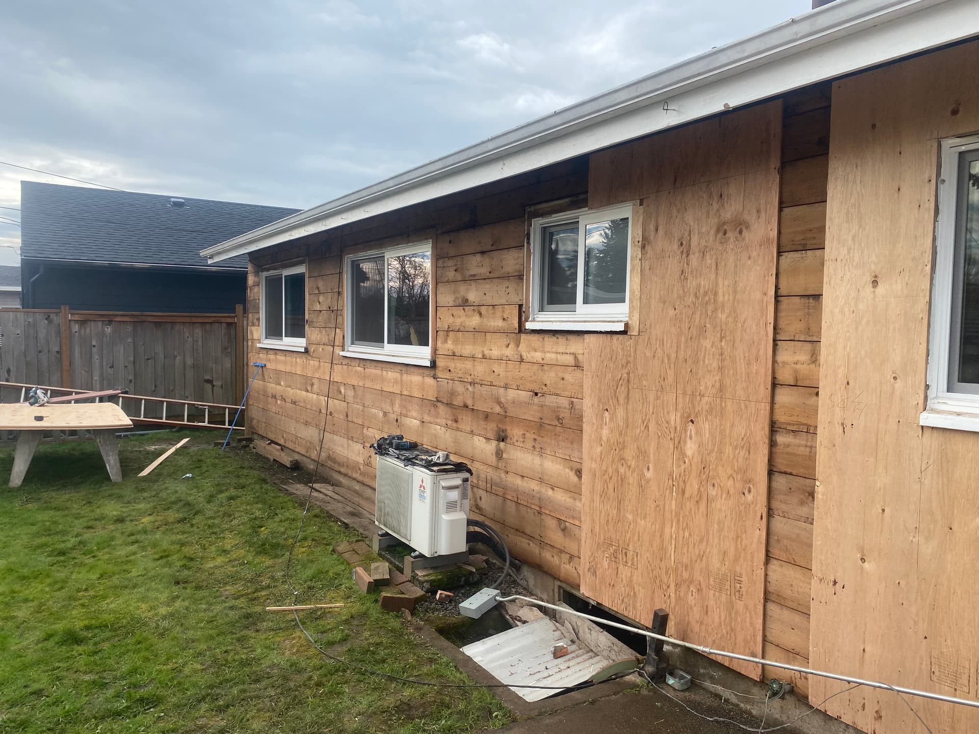 Siding Replacement project in Albany, OR. Professional siding installation service.